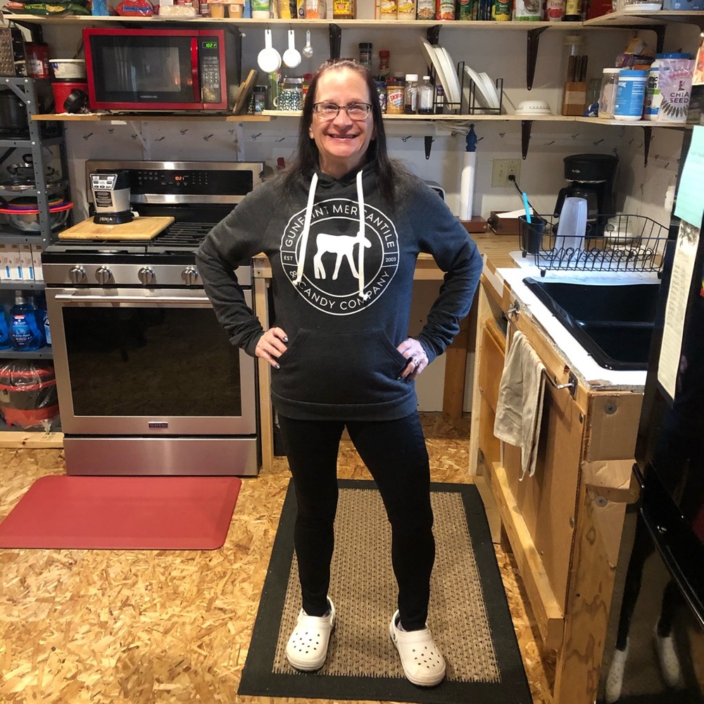 Meet your Posher, Kelly